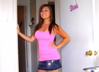 Moi La Bombe !Entre () !