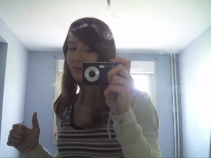 Salut !! mon blog va parler de met amie(s) et moi !! (: