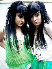 nous sa c encore nous