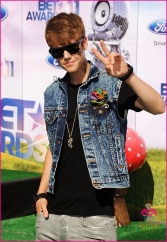 Justin Bieber l'Amour D'ma Viie XD