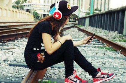 ............☺...........