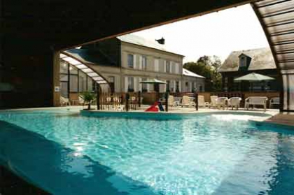 j la dore elle est grand car on est beaucoup mais j habite en france a marseille