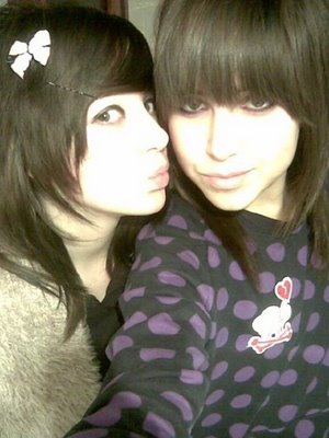 MES 2 PETIT CHIRI  MES ELLE ABIT EN ESPAGNE 