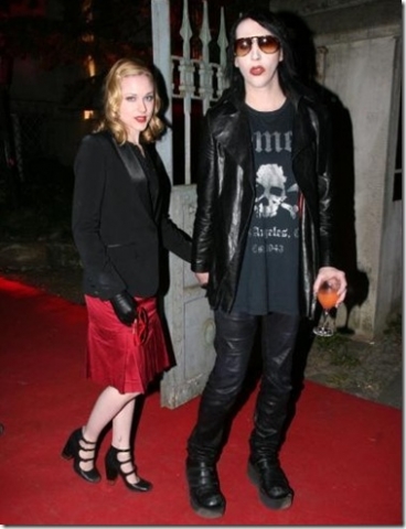 MARILYN MANSON ET EVAN RACHEL WOOD, C'EST REPARTI