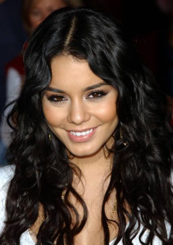 Vanessa Hudgens  - photo 3