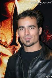 damien sargue dans la com�die musicale rom�o et juliette de 2001 et de 2010 - photo 2