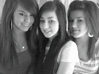 Quand nos amies son parti � boston quest-e qu'on fait?