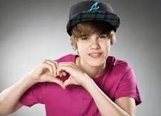 Salut tout le monde je suis de retour !!!!