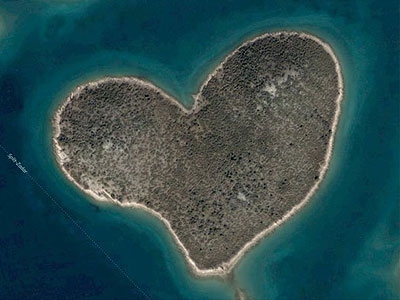 LUTTONS CONTRE LE RACISME !!!!!! Merci pour les filles qui ont lu jusquau bout ;)