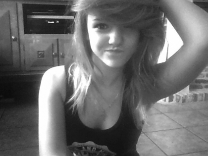 Je suis encore dans la place (Y) ! 