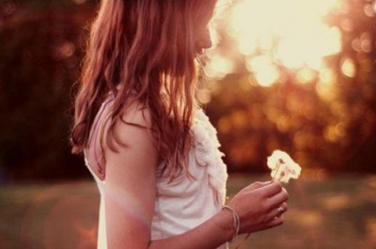 � Je veux savoir pourquoi, je veux savoir, ce que tu as de plus que les autres, savoir pourquoi mon coeur t'aime autant.. �