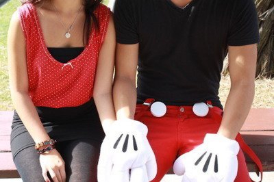 � Quand on aime quelqu'un, on l'aime enti�rement. Et on est sinc�re avec elle, puis on ne la laisse pas tomber sans explications. �