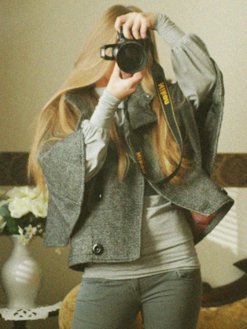  Ce qui me bouleverse, ce n'est pas que tu m'aies menti,  C'est que d�sormais, je ne pourrai plus te croire