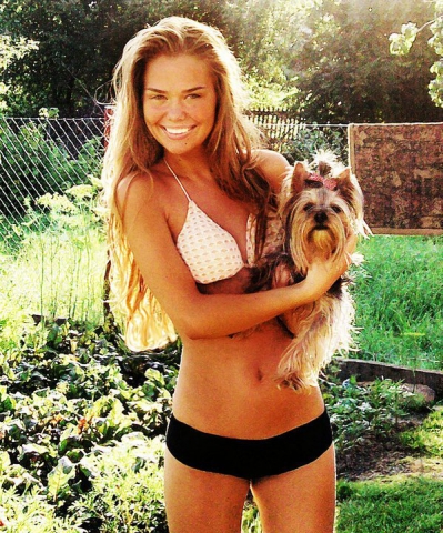 � 1 an , on pleurait pour un biberon  � 5 ans , on pleurait pour un bonbon  Et maintenant , on pleure pour un gar�on.. ♥