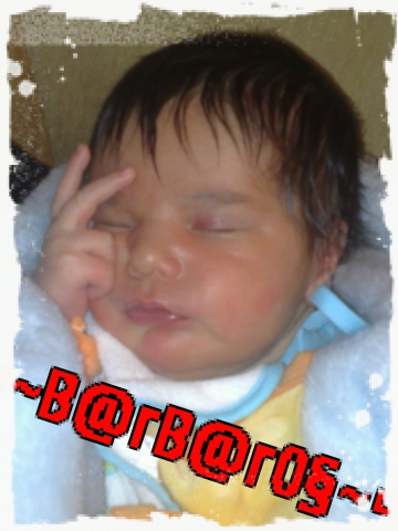 regarde il sapelle ahmet ramazan je ladore ce gamain !!!!!!