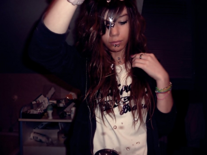  Elle lui a appris � vivre, il lui a appris a aimer...