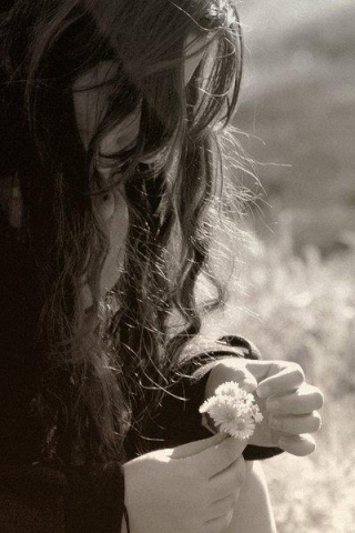 ~ Nous sommes tous � la recherche de cette personne unique qui nous apportera ce qui manque dans notre vie. Et si on ne parvient pas � la trouver on n'a plus qu'� prier pour que ce soit elle qui nous trouve. ♥