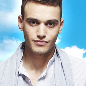 Julien de secret story 6 .