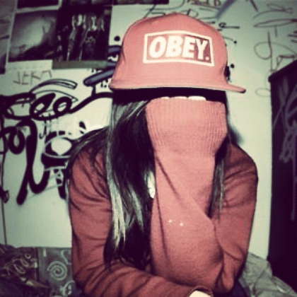 Le monde l'a fait pleurer. Vous l'avez fait s'vader. Il l'a fait crever.