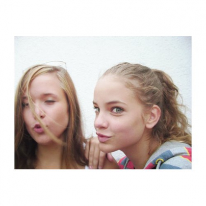 une petite amie et moi