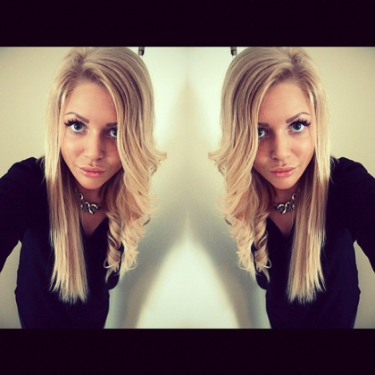 Je crois bien que c'est �a le vrai amour : avoir l'impression d'�tre dans sa vie, pas � c�t�. Au bon endroit. Ne pas avoir besoin de se forcer, de se tortiller pour plaire � l'autre, rester comme on est. - photo 2