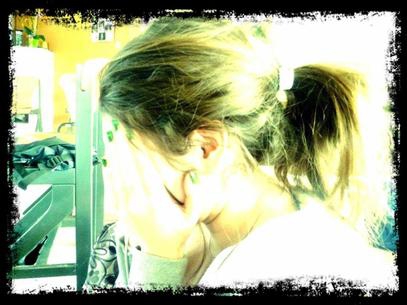 ★ A partir de ce jour, j'�tais foutue, j'�tais accro. D�pendre de quelqu'un d'autre que de moi-m�me, m'affaiblis, me torture. C�tait tout ce que je redoutais. ★