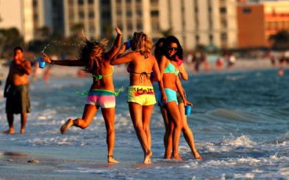 Tu vois, en amiti on ne passe pas devant le maire, alors il n'y a pas vraiment de date d'anniversaire ; mais a peut quand mme durer toute une vie puisqu'on s'est choisis.