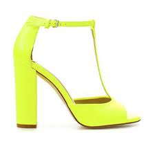 Le shopping *-* nous les filles on s'y connait :P