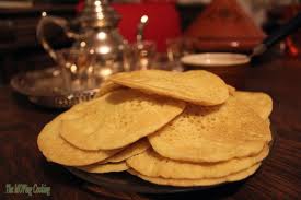 voici une recette  de baghrirs ou crpes  mille trous  sans oeufs (la recette vient de chez soulafa) - photo 3