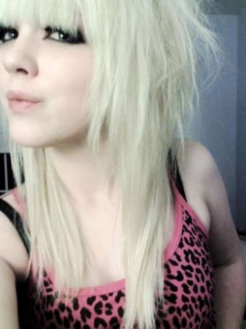 Σ₥Ѻ ɠΪЯĿ け∂ϊ尺 ฿Ł๑и[̲̅D̲̅] - emo girl hair blond . - photo 2