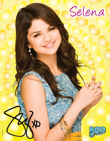                                     Selena Gomez - photo 2