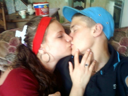 moi et gemy ma meilleur ami jtm et ma maison jnaime po ma maison mai bn