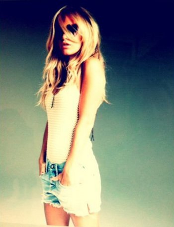 ashley tisdale - photo 3