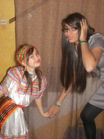 c'est des photo moi et ma cousine 