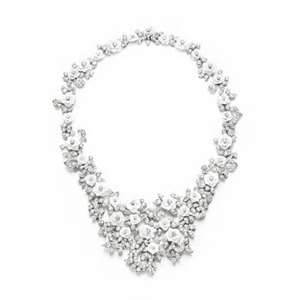 les coliers blancs - photo 3