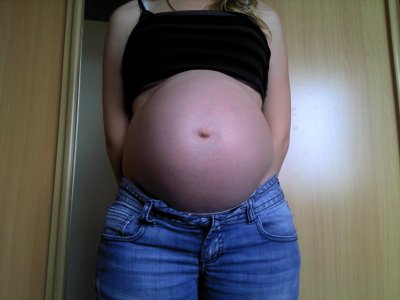 mon gros ventre pour vous mes amies !