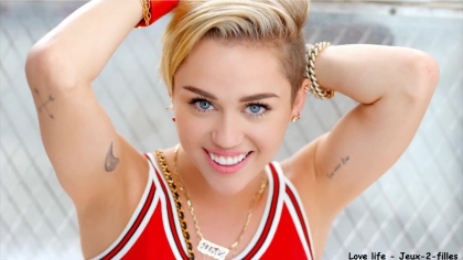 Miley Cyrus : 2006 - 2011 - 2014 - photo 3