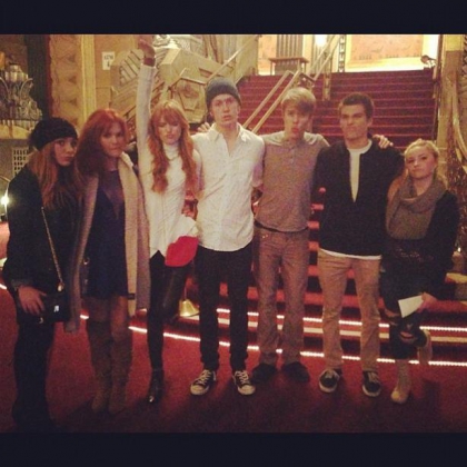 Bella,une fan des Jonas Brothers?