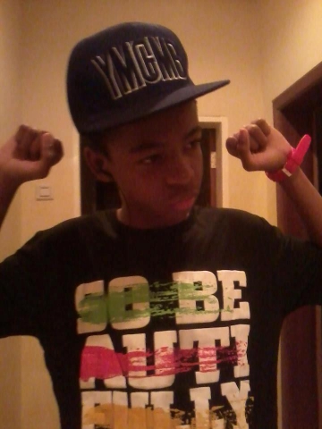 commente 5 fois si tu le trouve mignon