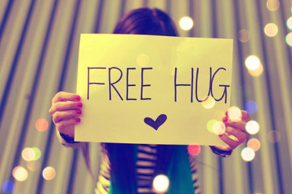Pour Free Hugs - photo 2