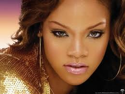Rihanna - photo 3