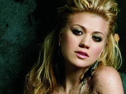Kelly Clarkson - photo 3