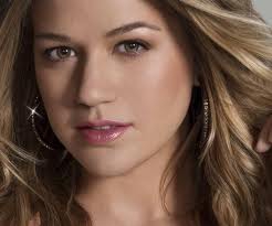 Kelly Clarkson