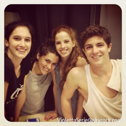 lodovica comello et  candelaria et alba et facundo - photo 3