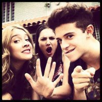ruggero et martina stoessel et clara et lodovica et alba rico - photo 3