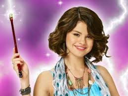 Tu es fans de Selena ? & tu as envie de donner ton avis sur elle ?  - photo 2