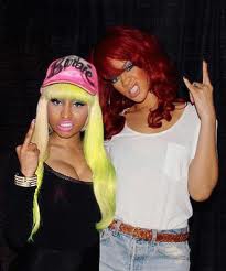 RIHANNA OU NICKI MINAJ - photo 3