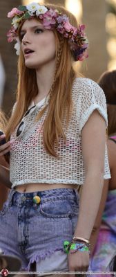 12 avril 2013:Bella au festival de Coachella accompagne du amie . - photo 3