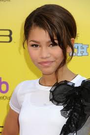 Agenda: bella thorne-zendaya coleman :collaboration avec zendaya34