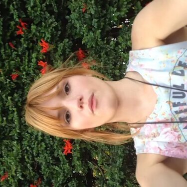 16 avril 2013: Bella au match de baseball de Tristan